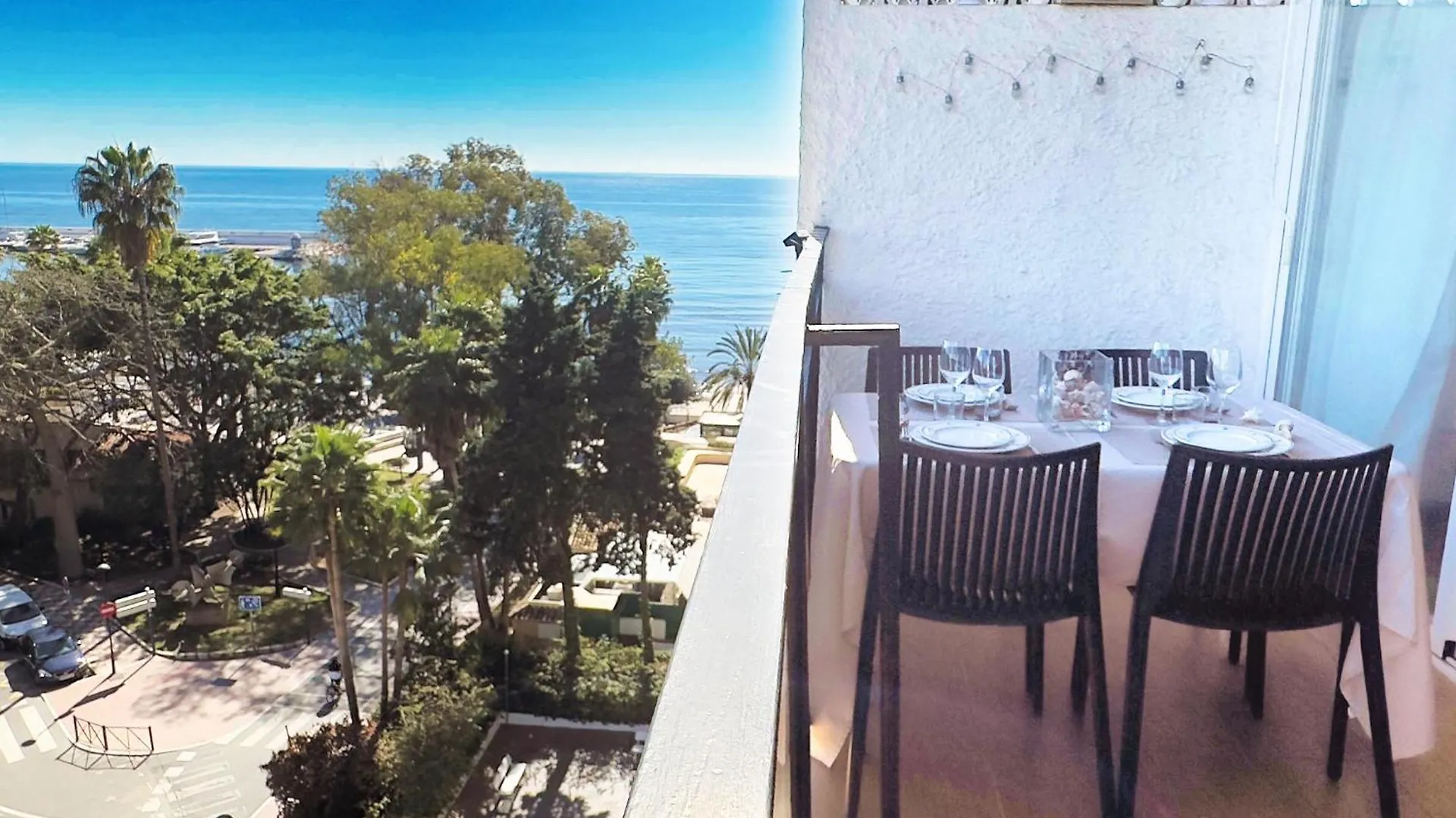 דירה מארבלה Skol 412. Renovated Two Bedrooms Duplex With Sea View. ספרד