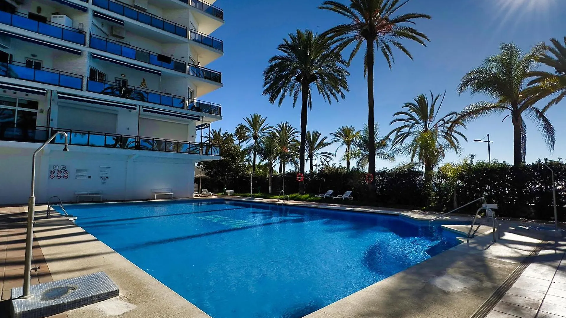 דירה מארבלה Skol 412. Renovated Two Bedrooms Duplex With Sea View. ספרד